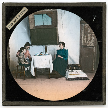 [The lost purse - 1]